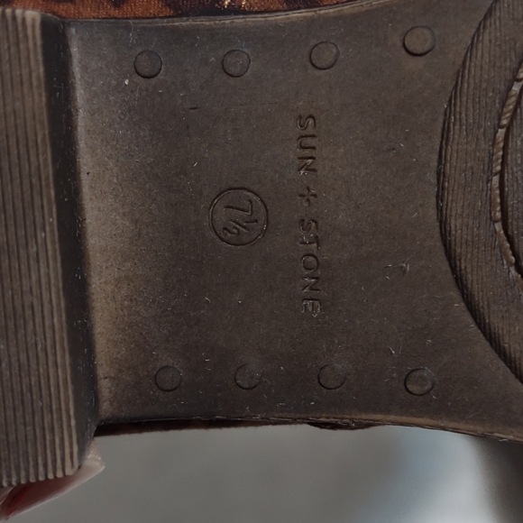 Sun Stone botien for women size 7.5 - Picture 4 of 5